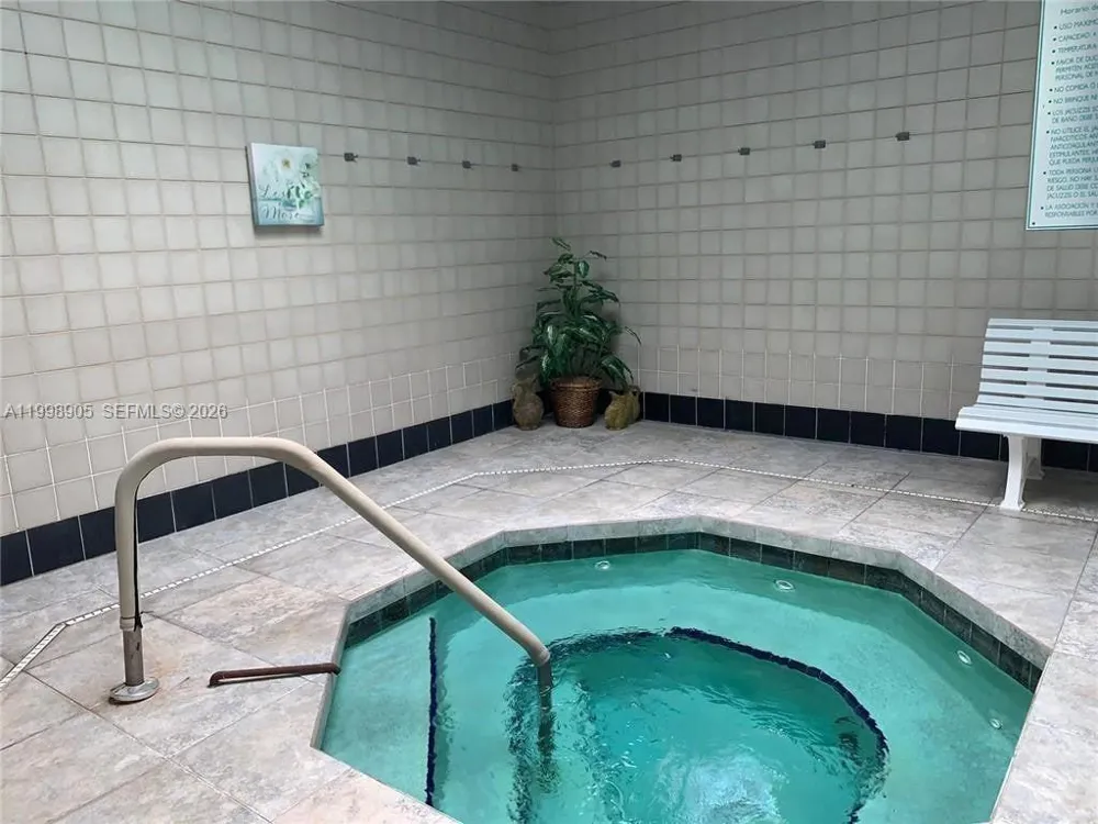 1100 Colony Point Cir #105 Pembroke Pines, FL 33026