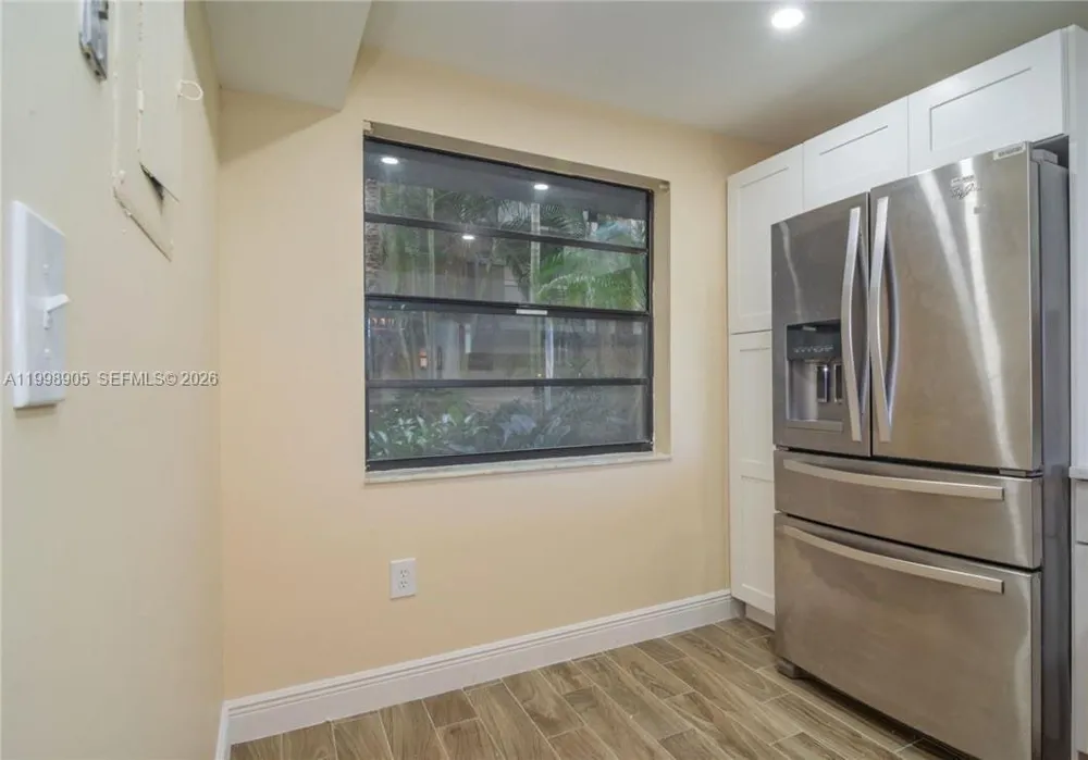 1100 Colony Point Cir #105 Pembroke Pines, FL 33026