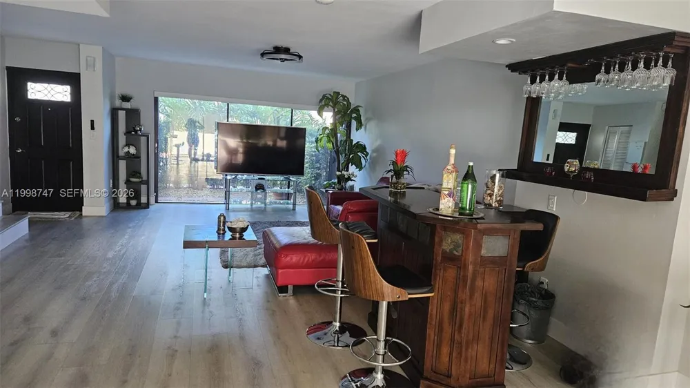 16446 NE 27th Pl #38 North Miami Beach, FL 33160