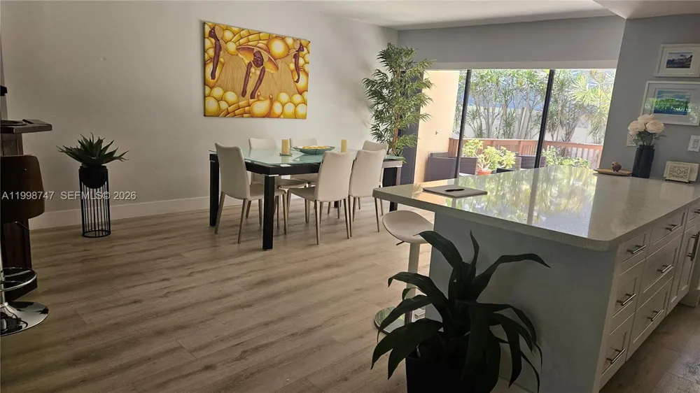 16446 NE 27th Pl #38 North Miami Beach, FL 33160