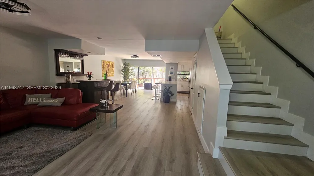 16446 NE 27th Pl #38 North Miami Beach, FL 33160