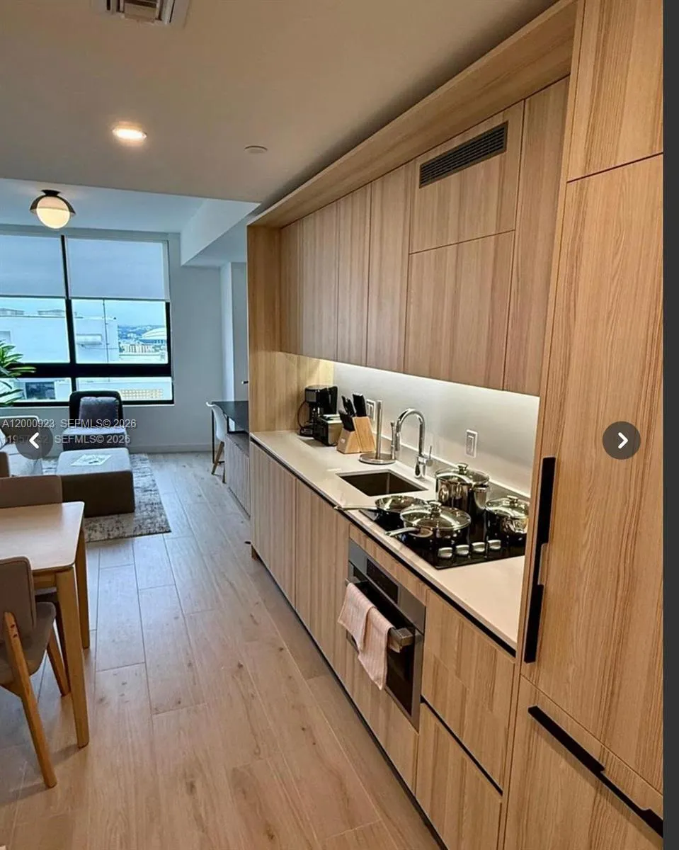 225 Miami Ave #212 Miami, FL 33128