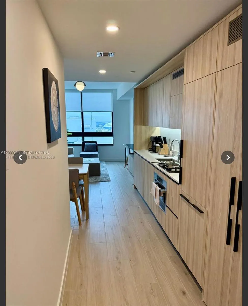 225 Miami Ave #212 Miami, FL 33128