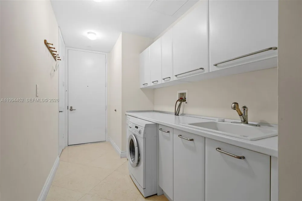 16047 Collins Ave #1202 Sunny Isles Beach, FL 33160