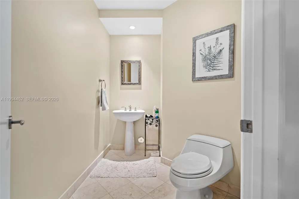16047 Collins Ave #1202 Sunny Isles Beach, FL 33160