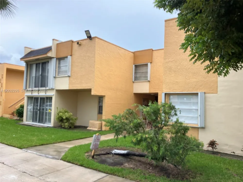 9311 SW 4th St #104B Miami, FL 33174