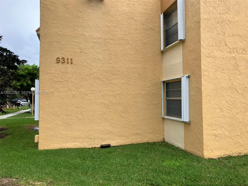 9311 SW 4th St #104B Miami, FL 33174