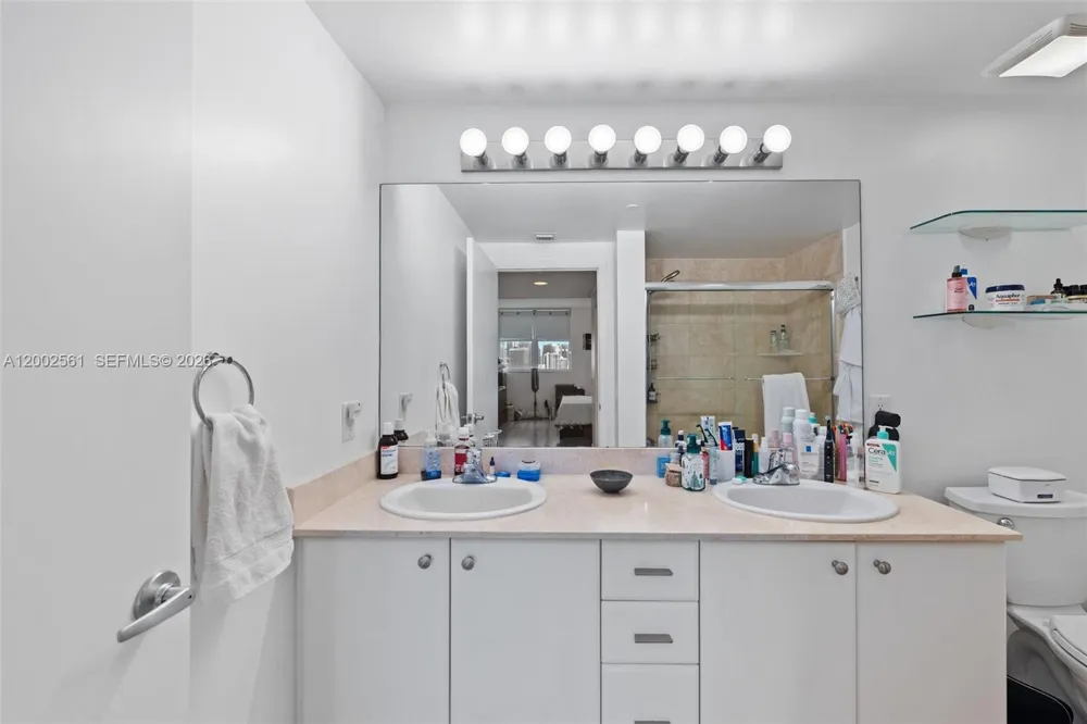 2475 Brickell Ave #1805 Miami, FL 33129