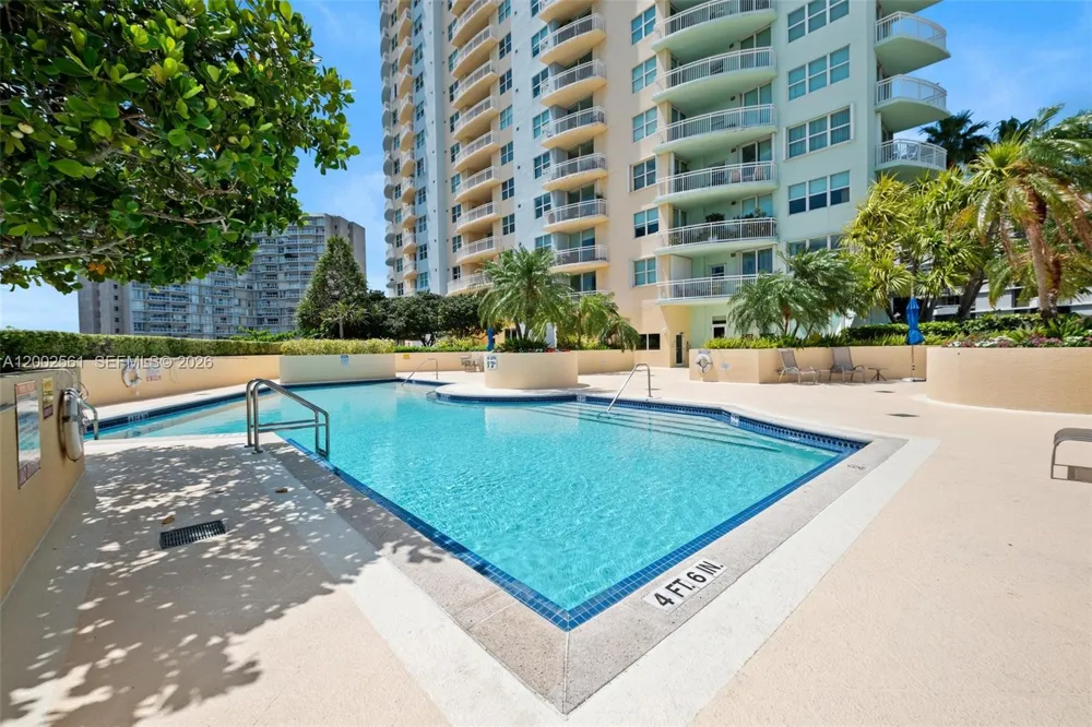 2475 Brickell Ave #1805 Miami, FL 33129