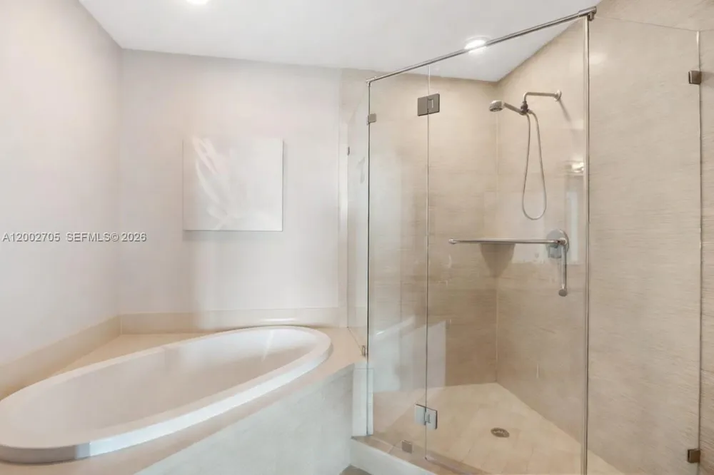 7930 East Dr #1505 North Bay Village, FL 33141