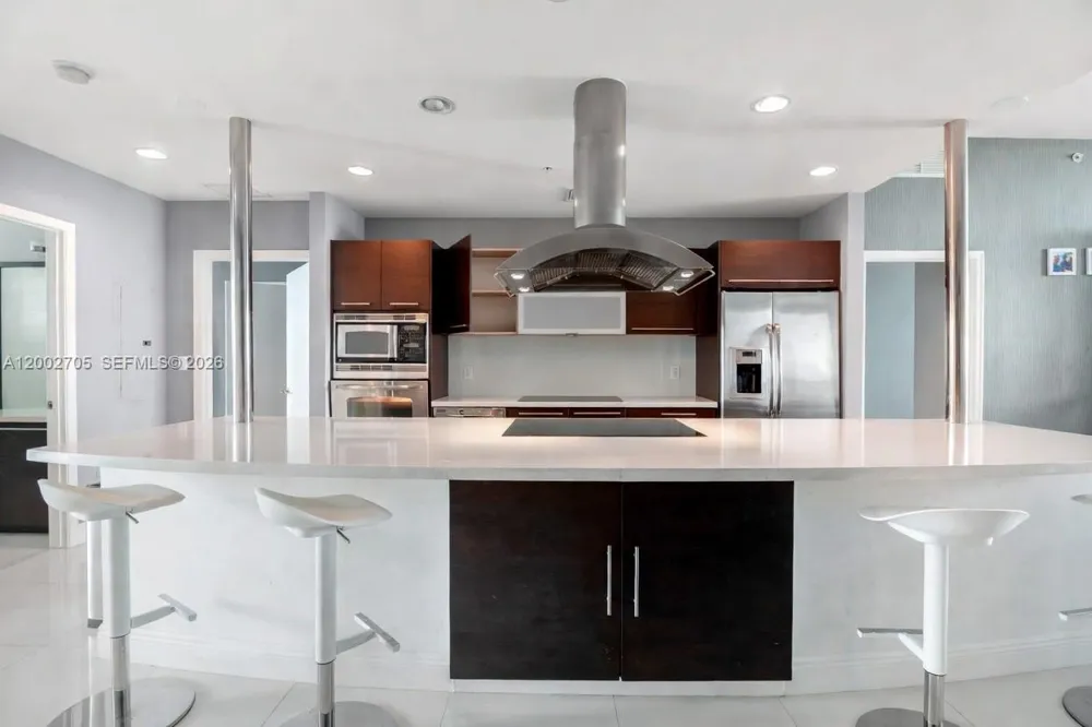 7930 East Dr #1505 North Bay Village, FL 33141