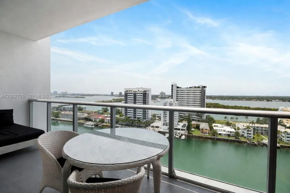7930 East Dr #1505 North Bay Village, FL 33141