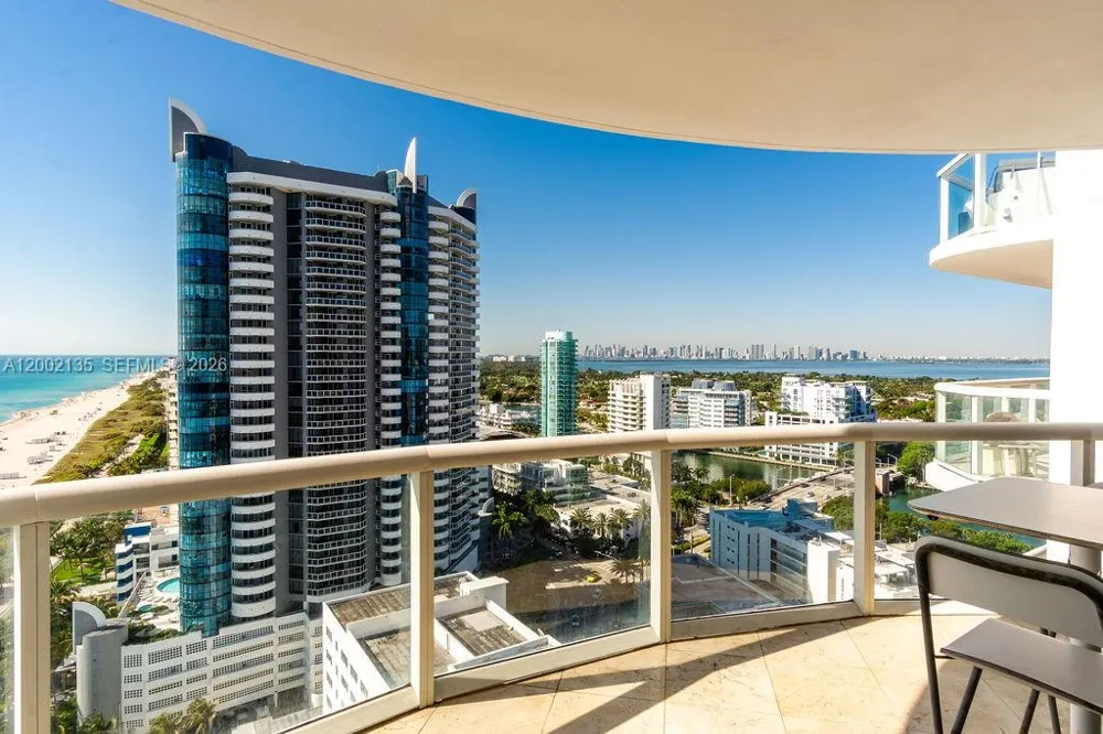 6365 Collins Ave #2306 Miami Beach, FL 33141