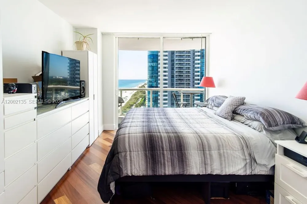 6365 Collins Ave #2306 Miami Beach, FL 33141