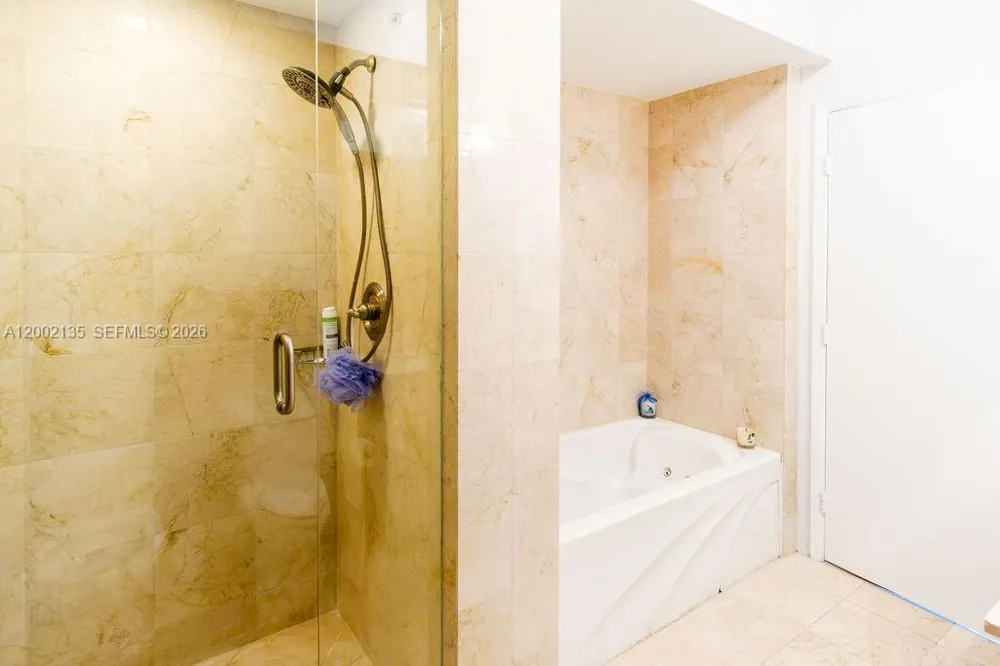 6365 Collins Ave #2306 Miami Beach, FL 33141