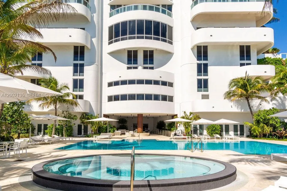 6365 Collins Ave #2306 Miami Beach, FL 33141