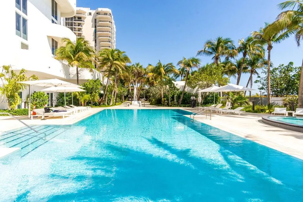 6365 Collins Ave #2306 Miami Beach, FL 33141