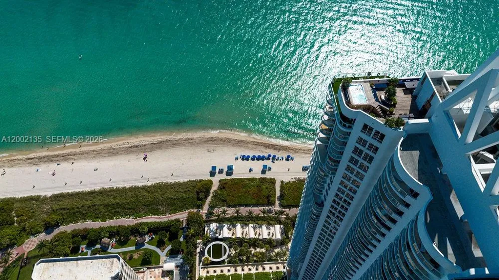 6365 Collins Ave #2306 Miami Beach, FL 33141