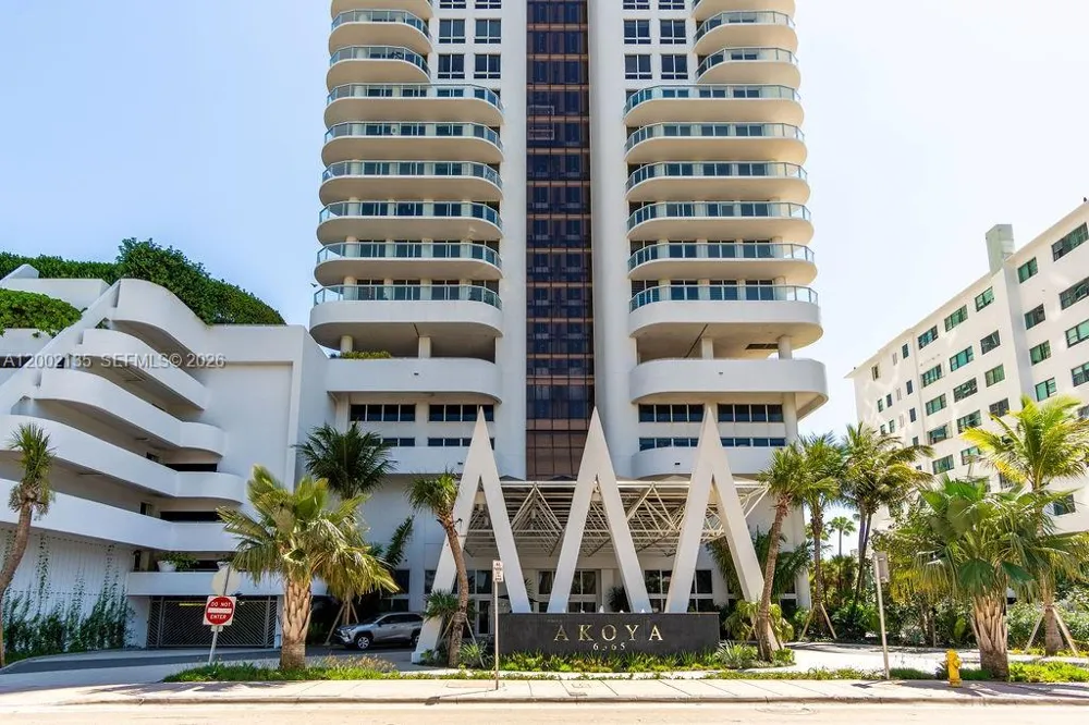 6365 Collins Ave #2306 Miami Beach, FL 33141