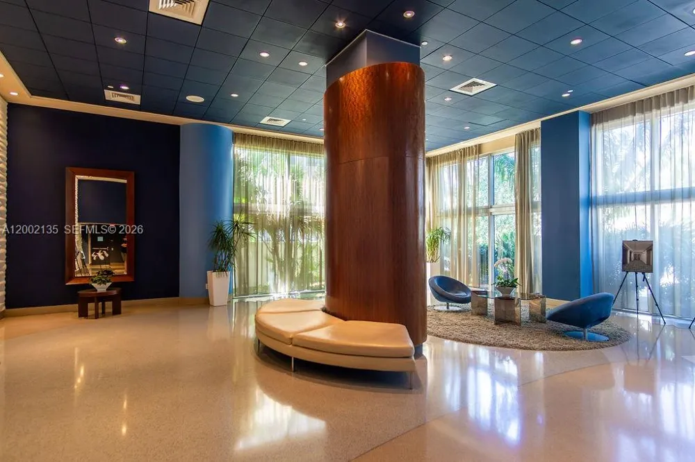 6365 Collins Ave #2306 Miami Beach, FL 33141