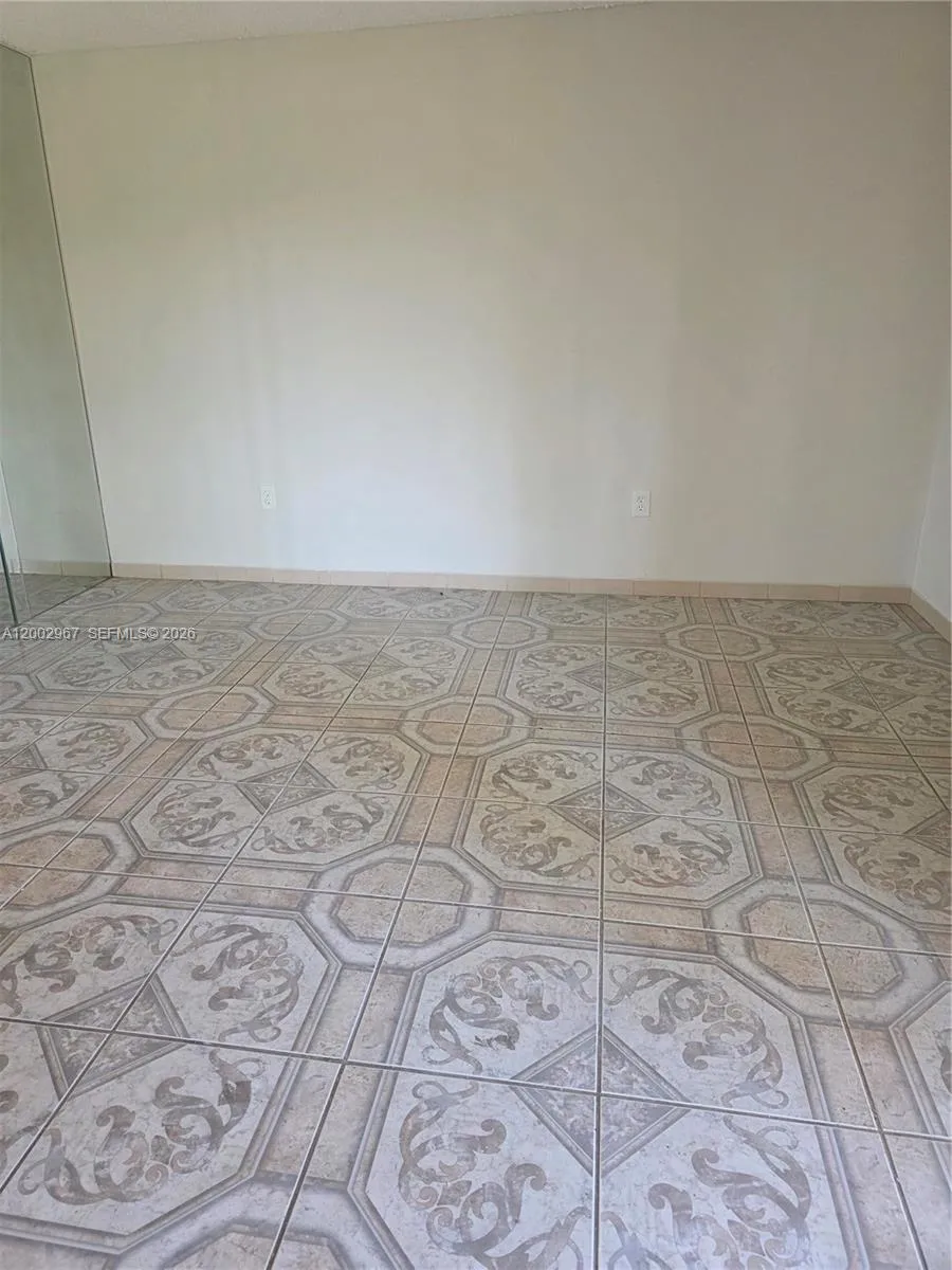 135 NE 202nd Ter #N4 Miami Gardens, FL 33179