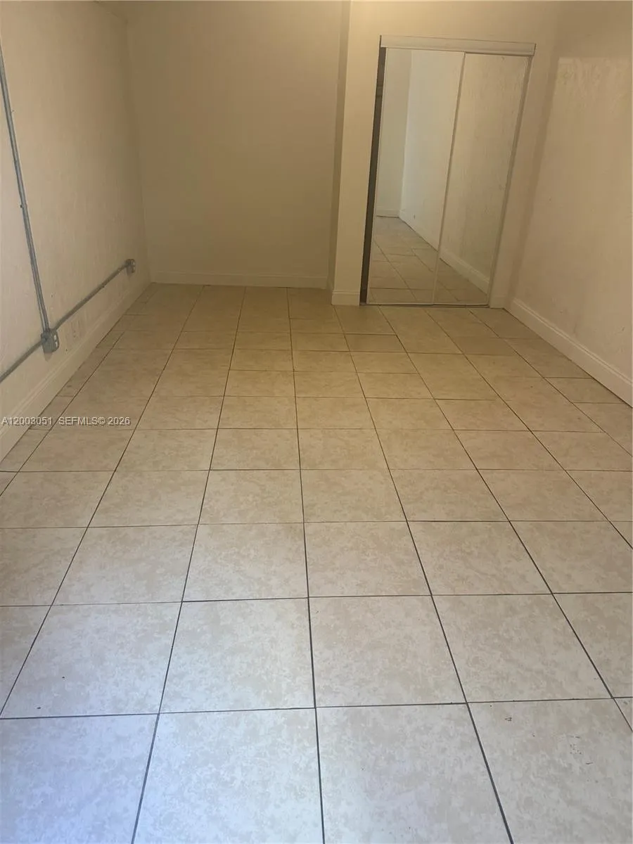 1815 NW 56th Ter #15 Lauderhill, FL 33313