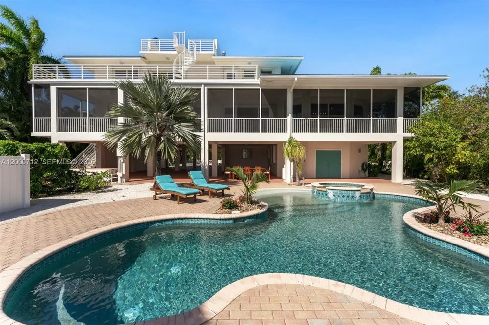 137 Sapodilla Dr Islamorada, FL 33036