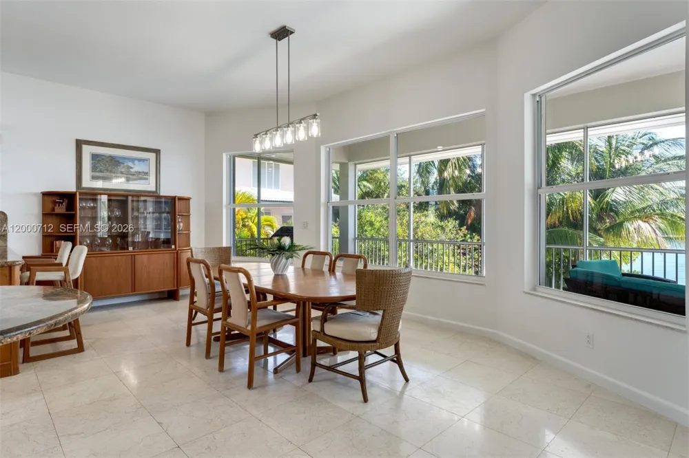 137 Sapodilla Dr Islamorada, FL 33036