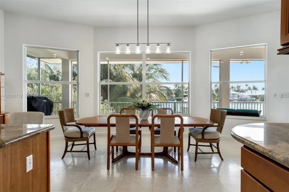 137 Sapodilla Dr Islamorada, FL 33036