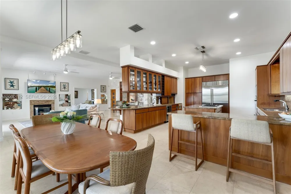 137 Sapodilla Dr Islamorada, FL 33036