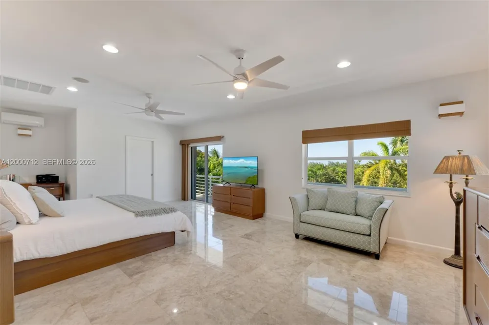 137 Sapodilla Dr Islamorada, FL 33036