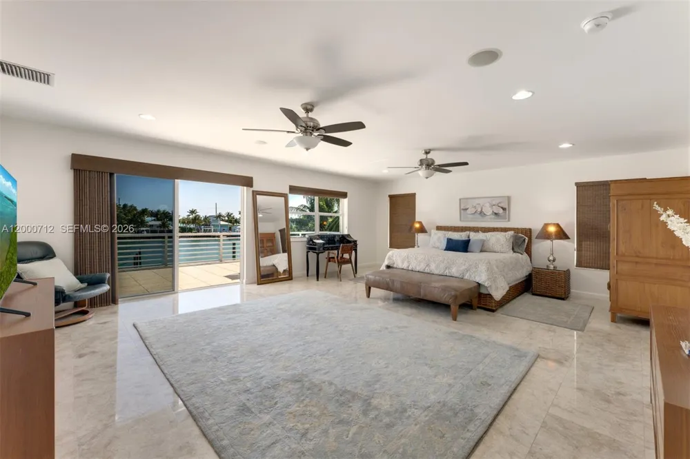 137 Sapodilla Dr Islamorada, FL 33036