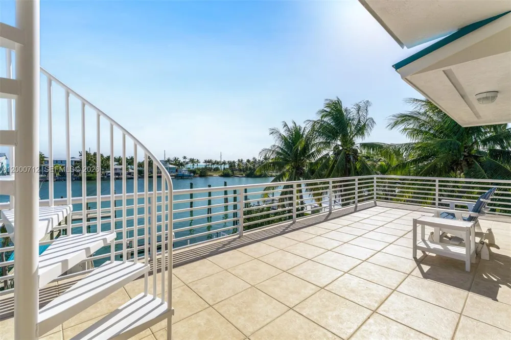 137 Sapodilla Dr Islamorada, FL 33036