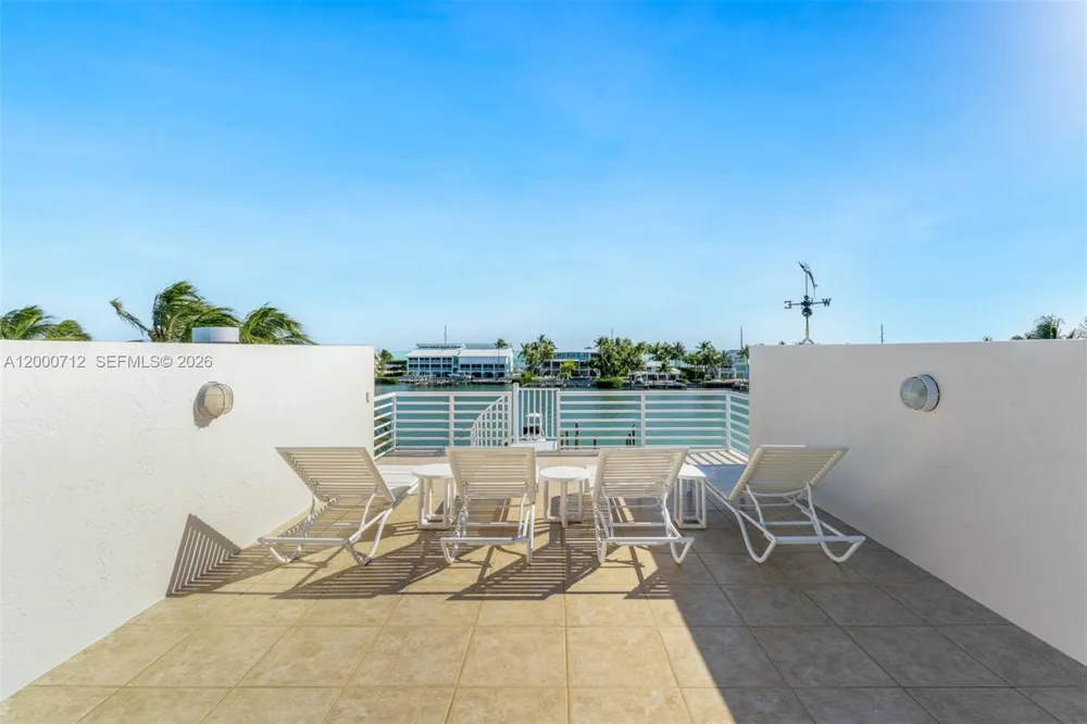 137 Sapodilla Dr Islamorada, FL 33036