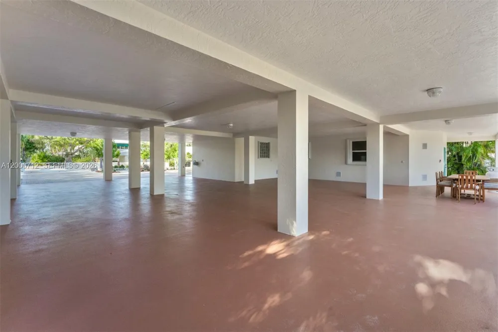 137 Sapodilla Dr Islamorada, FL 33036