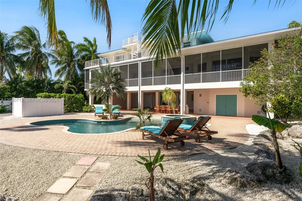 137 Sapodilla Dr Islamorada, FL 33036