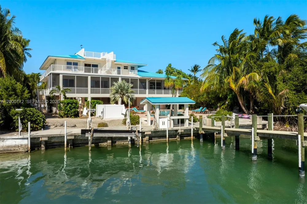 137 Sapodilla Dr Islamorada, FL 33036