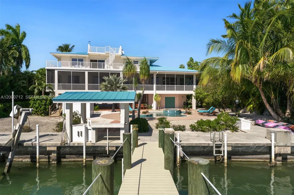 137 Sapodilla Dr Islamorada, FL 33036
