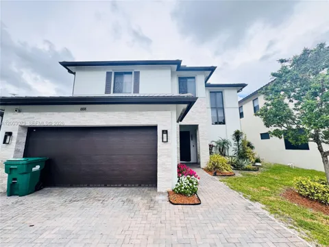 8108 NW 48th Ter #8108