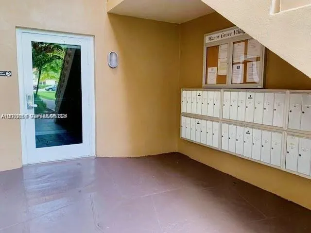 124 NE 19th Ct #114B Wilton Manors, FL 33305