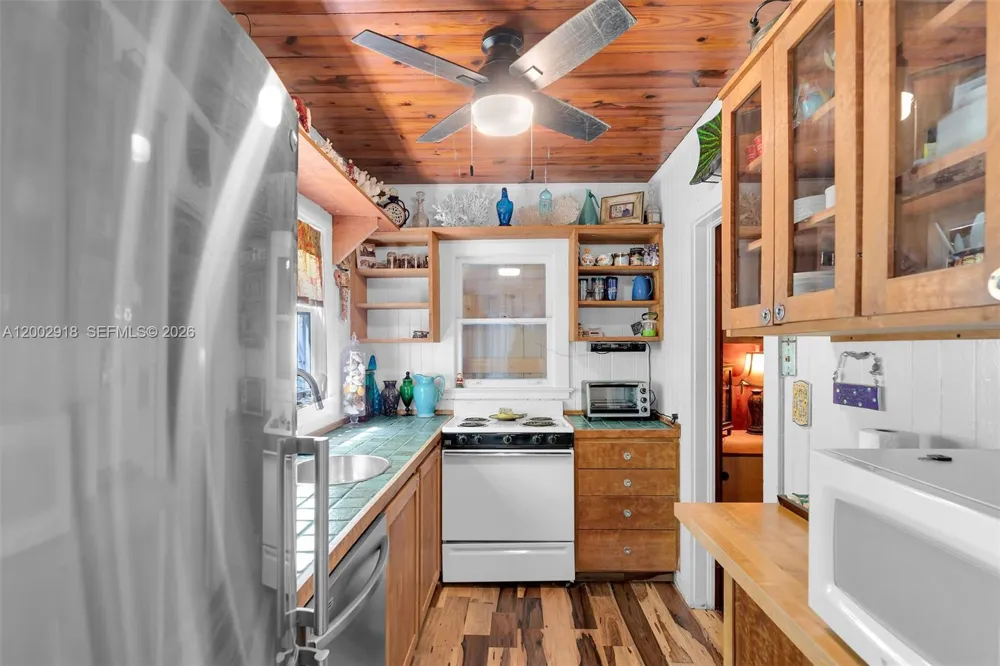 140 Tavern Dr Tavernier, FL 33070