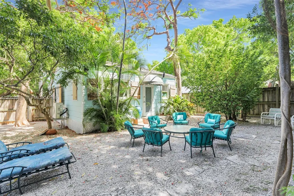 140 Tavern Dr Tavernier, FL 33070