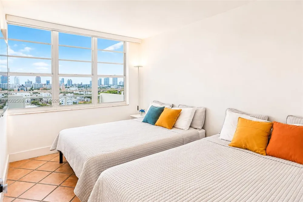 100 Lincoln Rd #1209 Miami Beach, FL 33139
