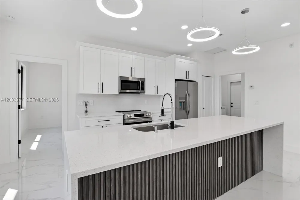 3903 SW 11 Lehigh Acres, FL 33976