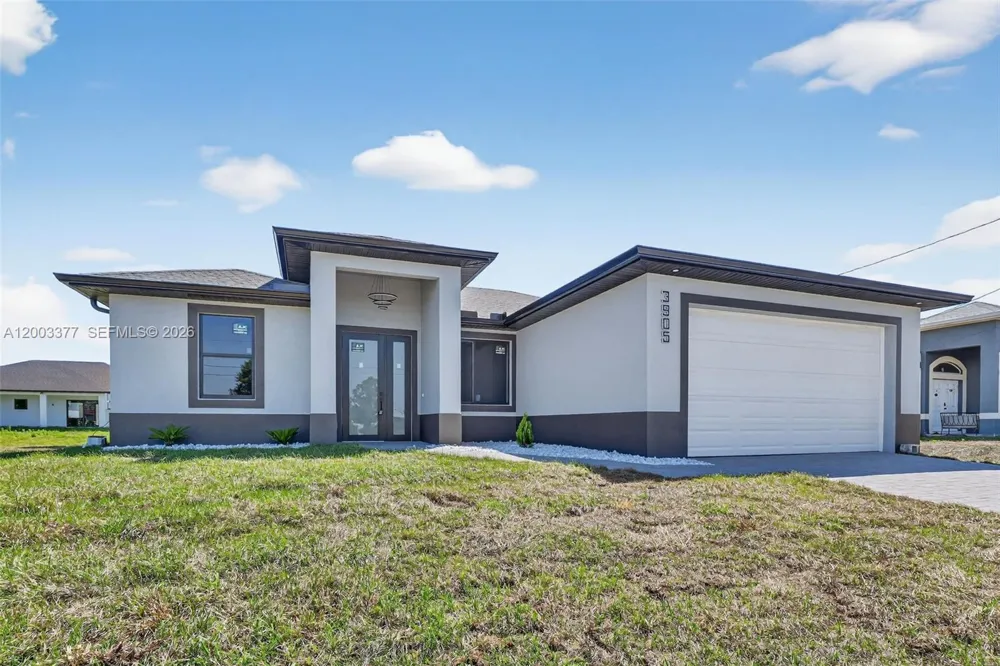 3903 SW 11 Lehigh Acres, FL 33976