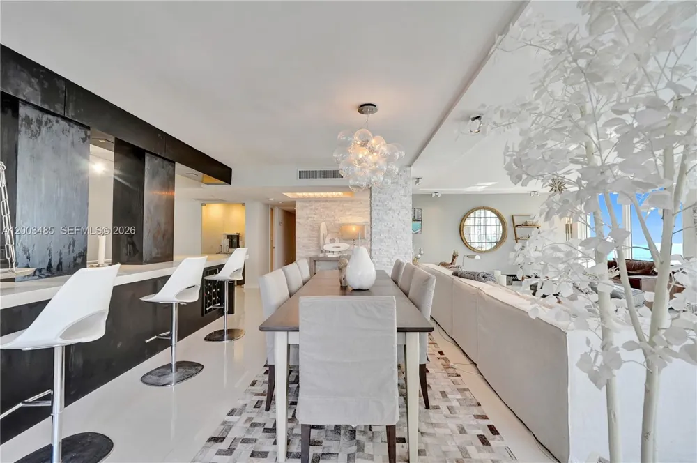 2751 S Ocean Dr #908S Hollywood, FL 33019