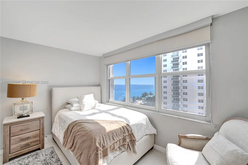 2751 S Ocean Dr #908S Hollywood, FL 33019