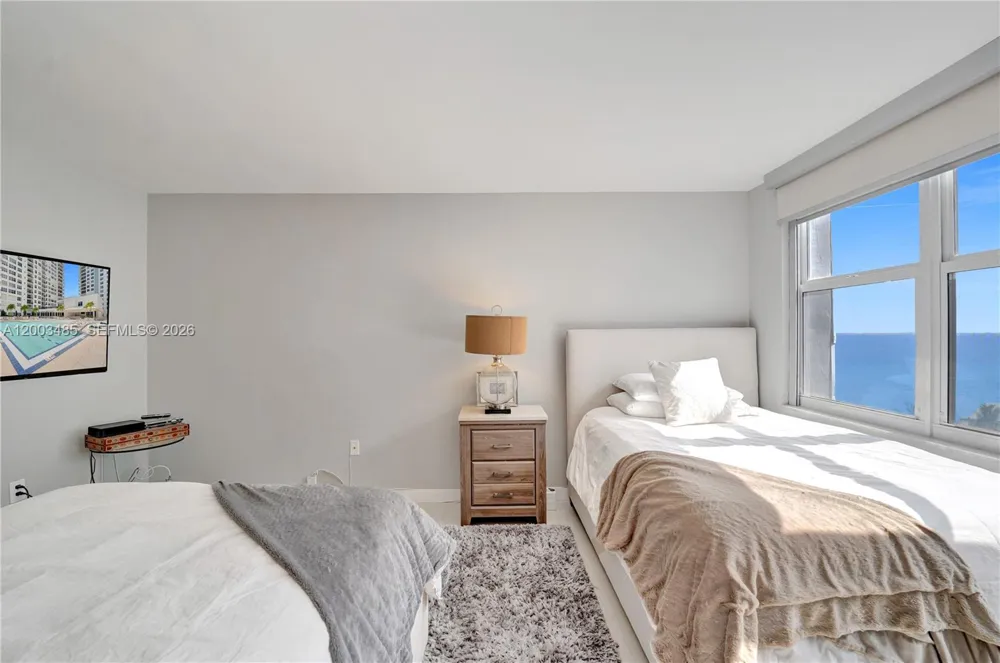 2751 S Ocean Dr #908S Hollywood, FL 33019