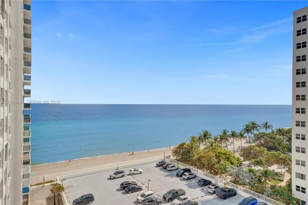 2751 S Ocean Dr #908S Hollywood, FL 33019