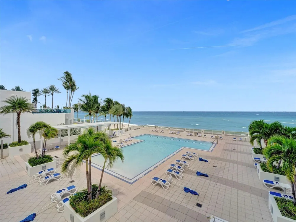2751 S Ocean Dr #908S Hollywood, FL 33019